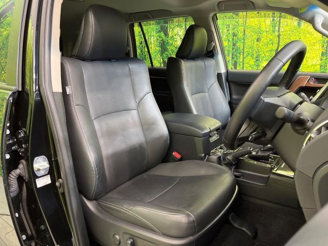 TOYOTA LANDCRUISER PRADO 2023 Image 31