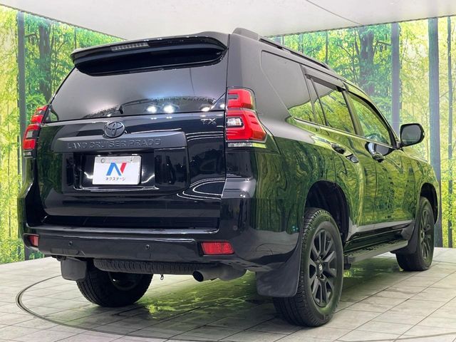 TOYOTA LANDCRUISER PRADO 2023 Image 31