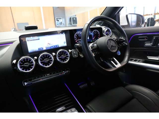 MERCEDES BENZ MERCEDES AMG GLA CLA 2024 Image 31