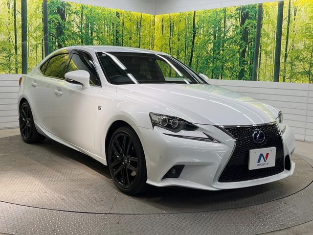 TOYOTA LEXUS IS300H 2015 Image 31