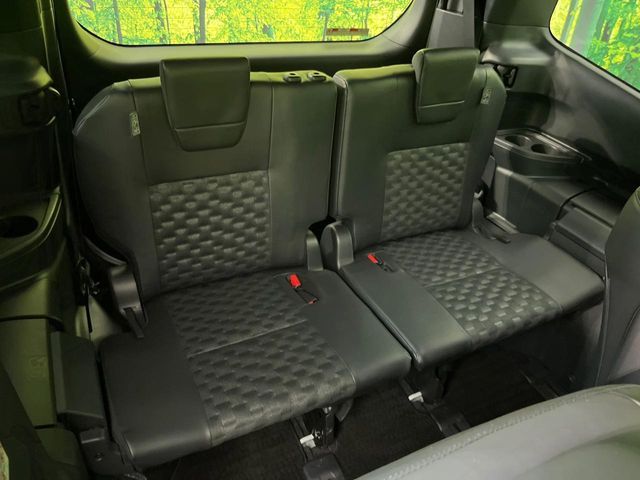 TOYOTA VOXY 2022 Image 31