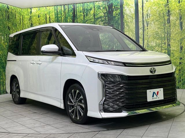 TOYOTA VOXY 2022 Image 31