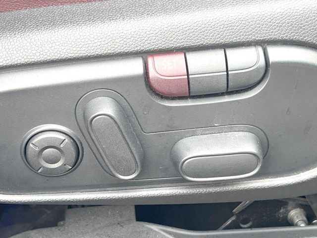 BMW MINI COOPER CLUB 2016 Image 31