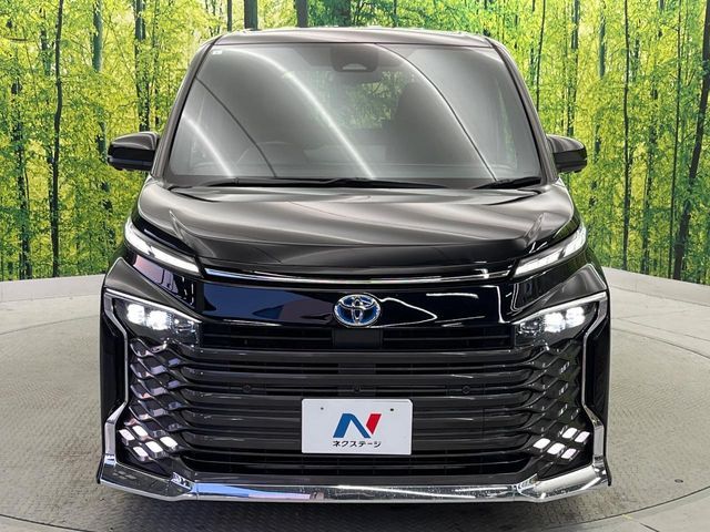 TOYOTA VOXY HYBRID 2023 Image 31