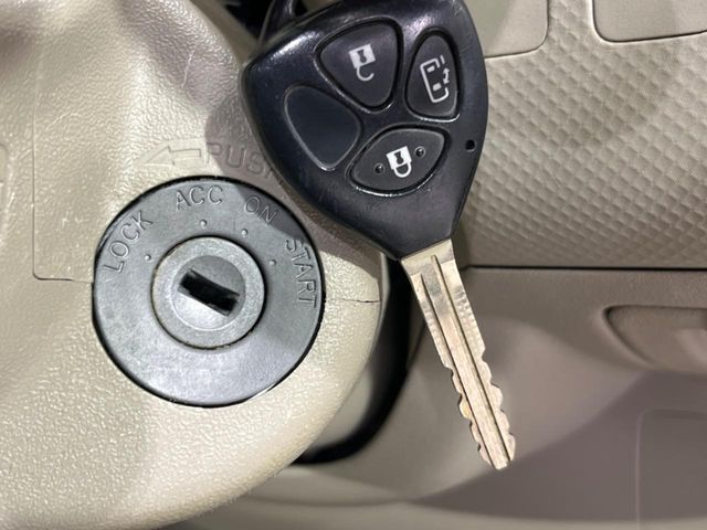 TOYOTA PORTE 2009 Image 31