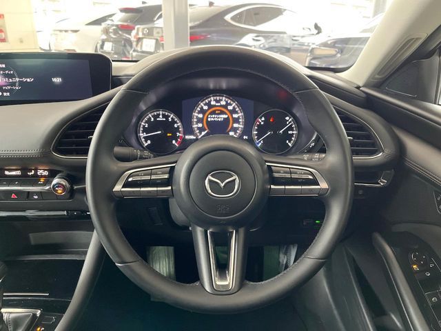 MAZDA 3 SEDAN 2019 Image 31