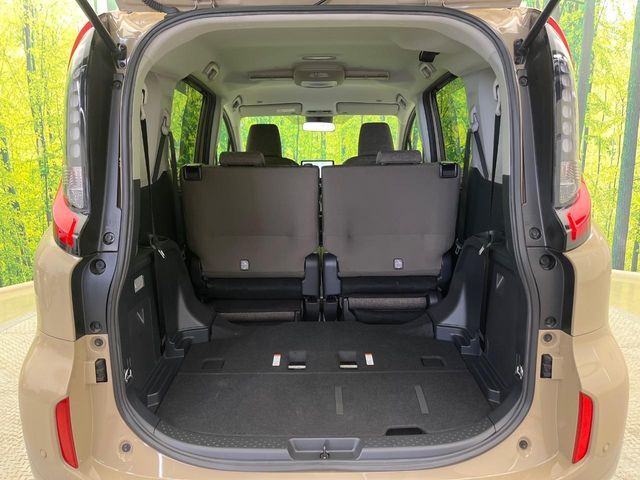 TOYOTA SIENTA HYBRID 2023 Image 31