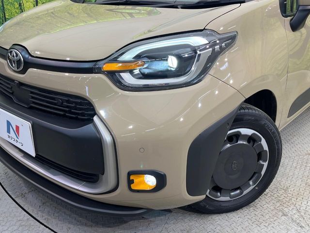 TOYOTA SIENTA HYBRID 2023 Image 31