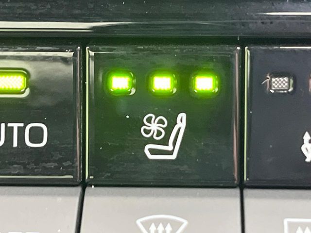 TOYOTA PRIUS 2023 Image 31