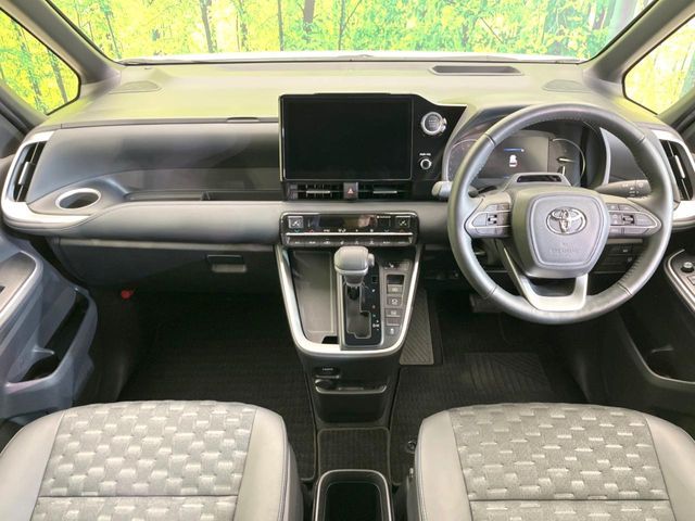 TOYOTA VOXY 2023 Image 31