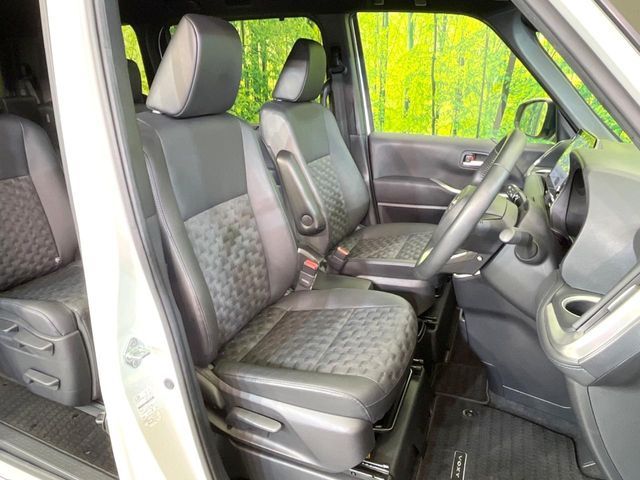 TOYOTA VOXY 2023 Image 31