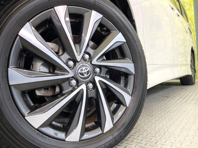 TOYOTA VOXY 2023 Image 31