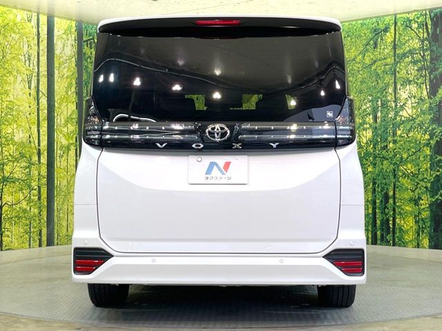 TOYOTA VOXY 2023 Image 31