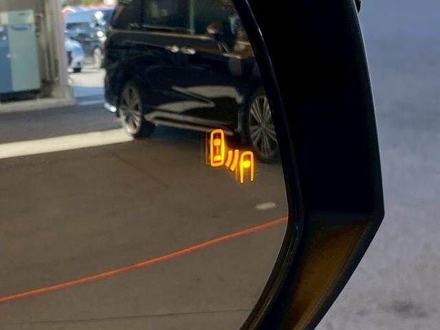 TOYOTA HARRIER 2WD 2021 Image 31