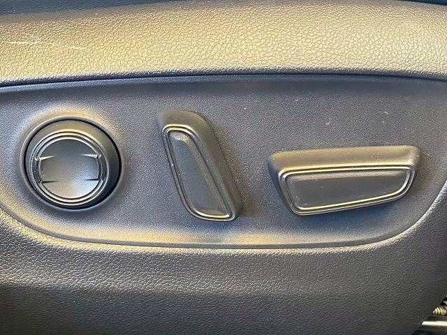 TOYOTA HARRIER 2WD 2021 Image 31