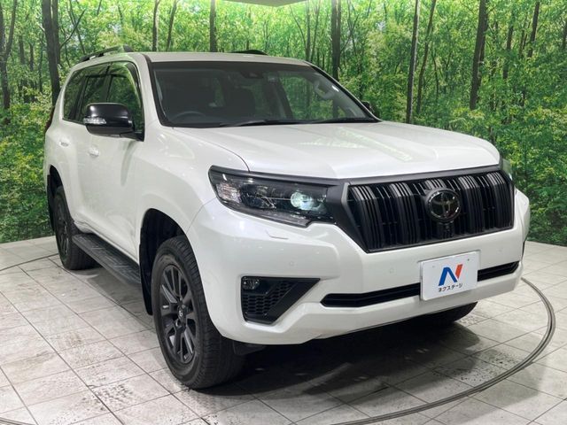 TOYOTA LANDCRUISER PRADO 2023 Image 31