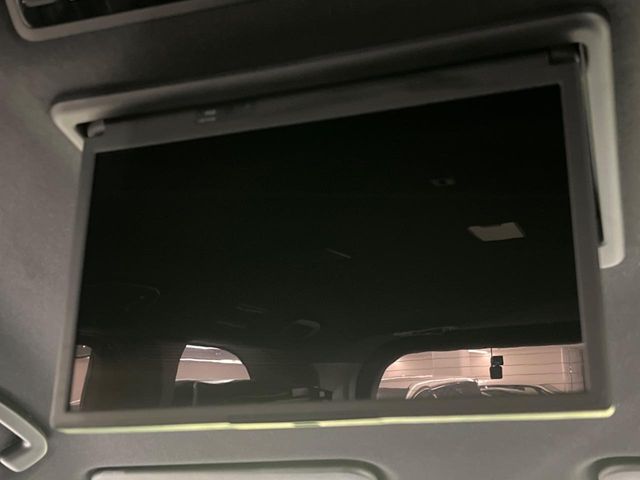 TOYOTA VOXY HYBRID 2022 Image 31