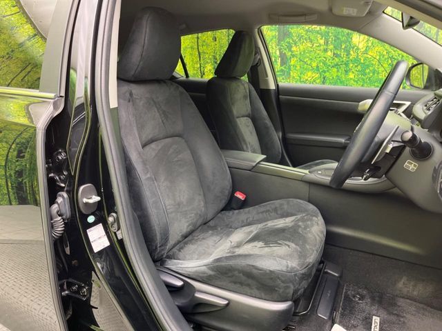 TOYOTA LEXUS CT200H 2011 Image 31