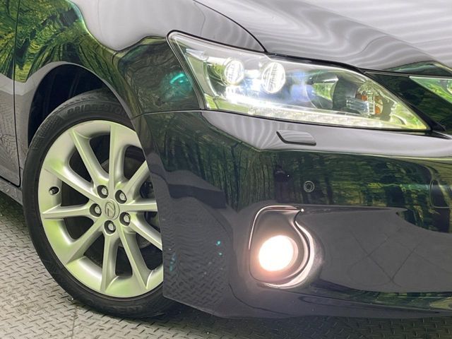 TOYOTA LEXUS CT200H 2011 Image 31