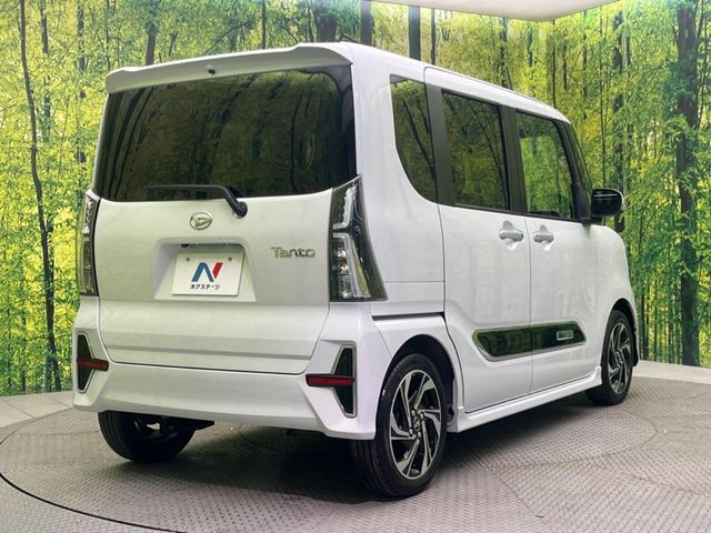 DAIHATSU TANTO CUSTOM 2022 Image 31