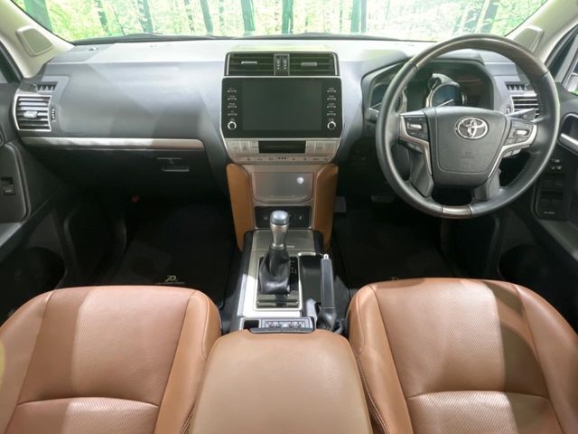 TOYOTA LANDCRUISER PRADO 2022 Image 31