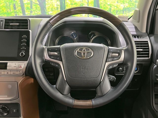 TOYOTA LANDCRUISER PRADO 2022 Image 31