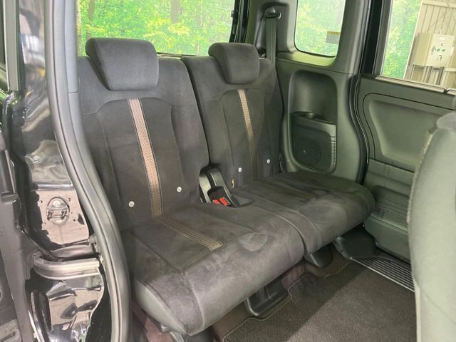 HONDA N BOX CUSTOM 2019 Image 31