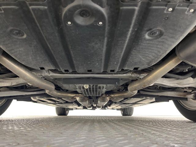 HONDA LEGEND 2011 Image 31