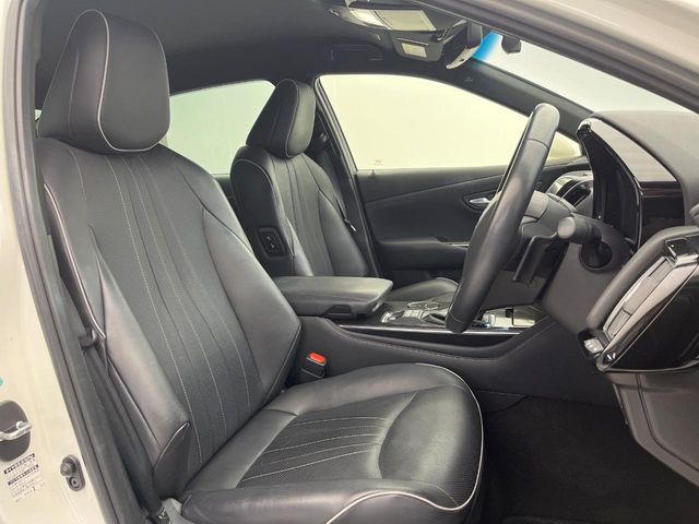 TOYOTA CROWN SEDAN HYBRID 2019 Image 31