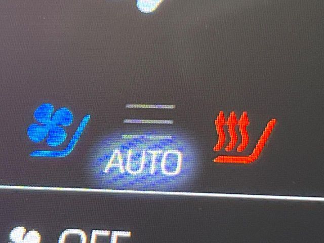 TOYOTA CROWN SEDAN HYBRID 2019 Image 31