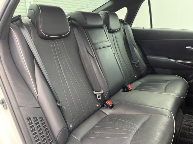 TOYOTA CROWN SEDAN HYBRID 2019 Image 31