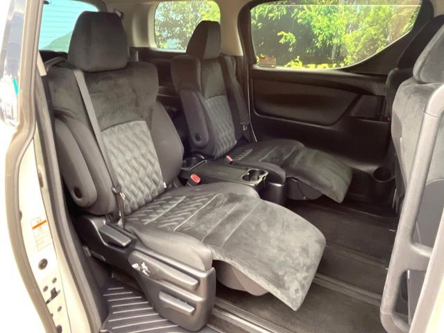 TOYOTA ALPHARD 2019 Image 31