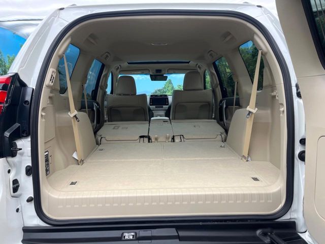 TOYOTA LANDCRUISER PRADO 2023 Image 31