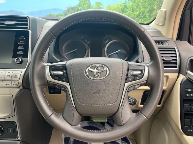 TOYOTA LANDCRUISER PRADO 2023 Image 31