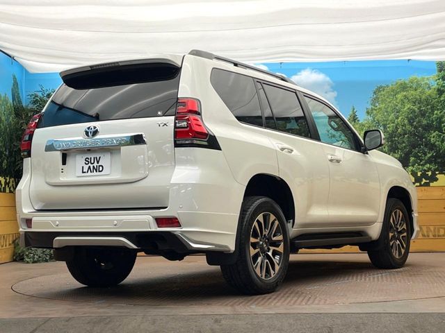 TOYOTA LANDCRUISER PRADO 2023 Image 31