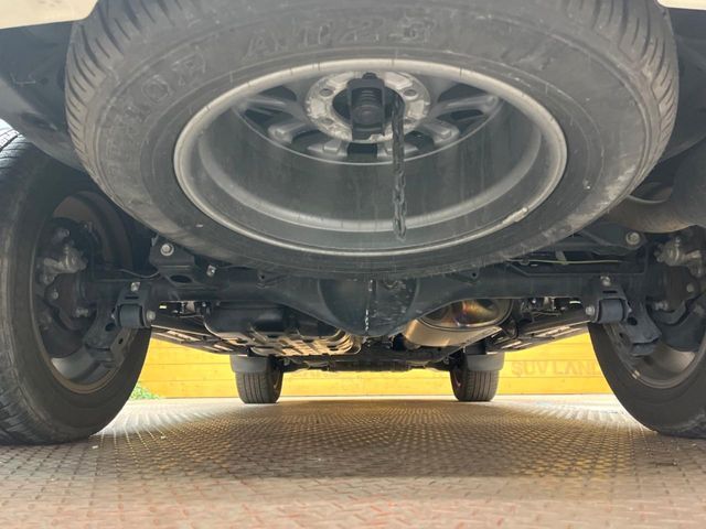 TOYOTA LANDCRUISER PRADO 2023 Image 31