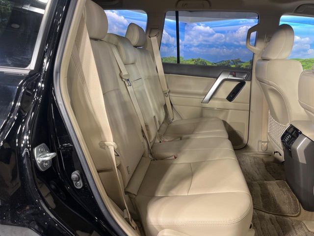 TOYOTA LANDCRUISER PRADO 2023 Image 31