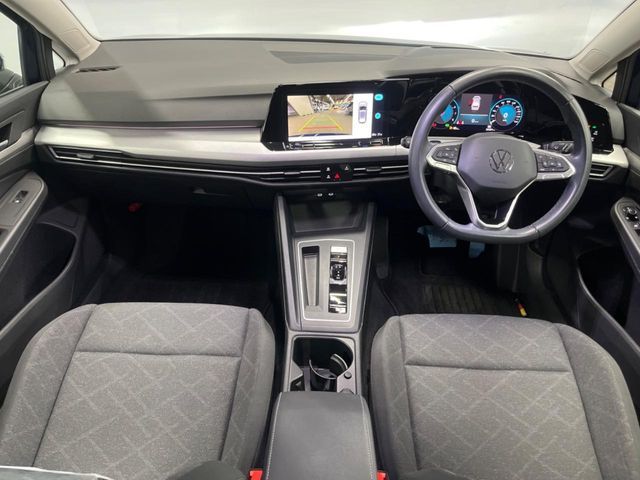 VOLKSWAGEN GOLF VARI 2024 Image 31