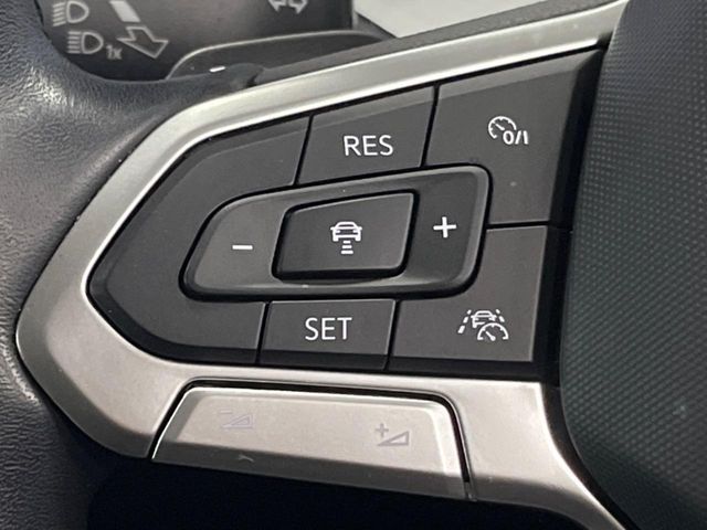 VOLKSWAGEN GOLF VARI 2024 Image 31