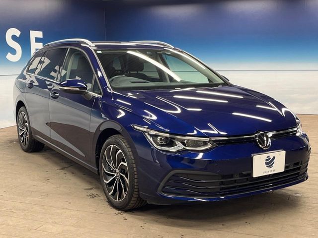 VOLKSWAGEN GOLF VARI 2024 Image 31