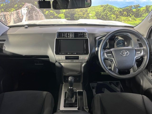 TOYOTA LANDCRUISER PRADO 2022 Image 31