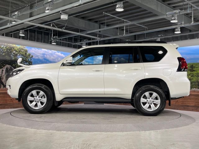TOYOTA LANDCRUISER PRADO 2022 Image 31