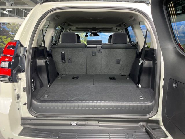 TOYOTA LANDCRUISER PRADO 2022 Image 31