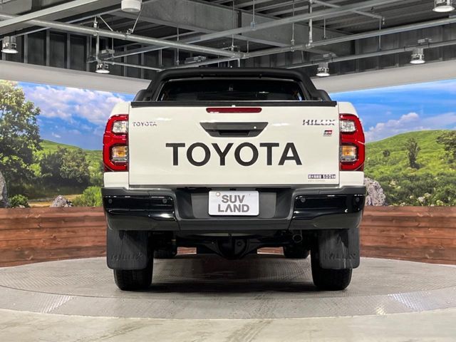 TOYOTA HILUX 4WD 2023 Image 31