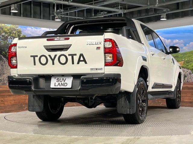 TOYOTA HILUX 4WD 2023 Image 31