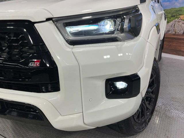 TOYOTA HILUX 4WD 2023 Image 31