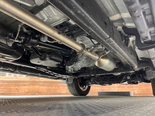 TOYOTA HILUX 4WD 2023 Image 31