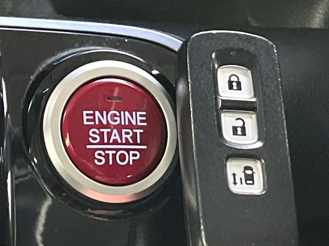 HONDA N BOX CUSTOM 2015 Image 31