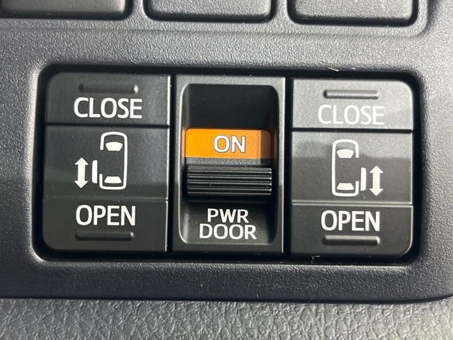 TOYOTA ESQUIRE 2019 Image 31