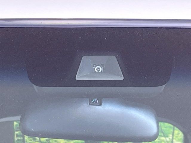 HONDA N BOX CUSTOM 2022 Image 31